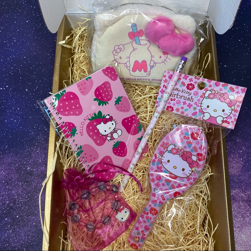 Hello Kitty Sanrio Accessories Kawaii Gold Box Collector Gift Box